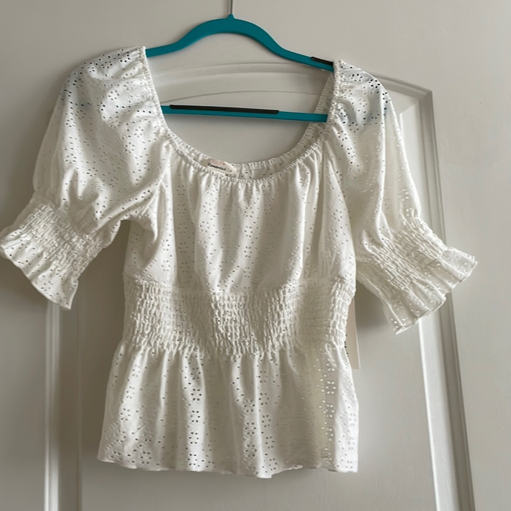 Cutie White Crop top!